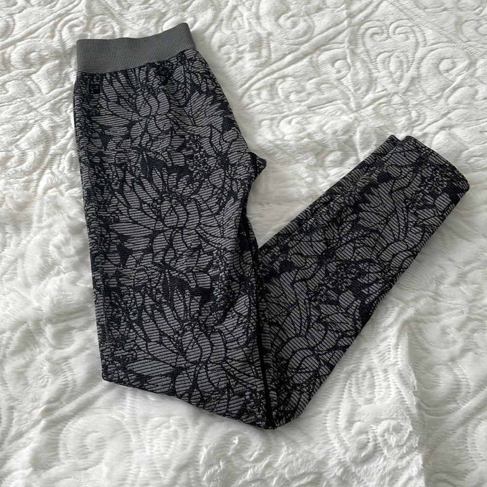 Fabletics seamless leggings size xs